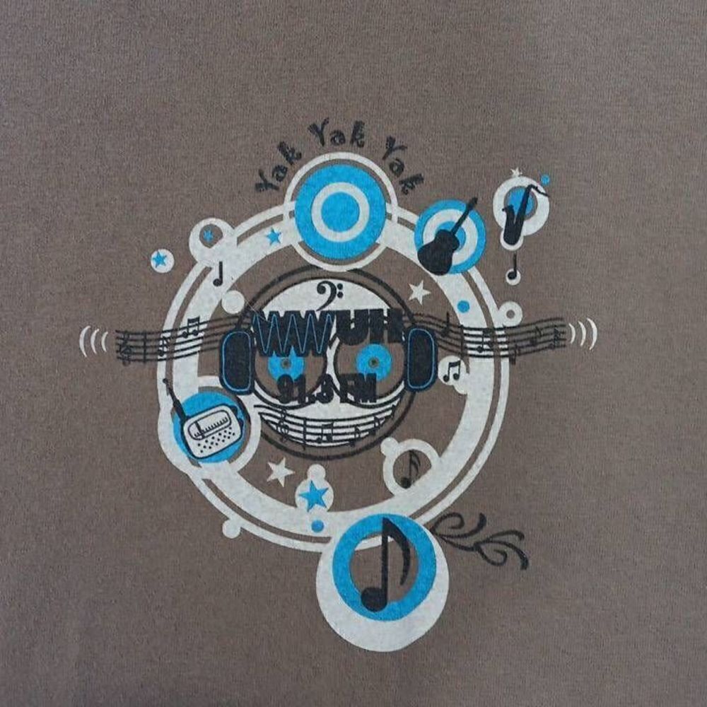 WWUH 91.3 FM, Public Alternative Radio, University of Hartford Tshirt.
Brand: Co